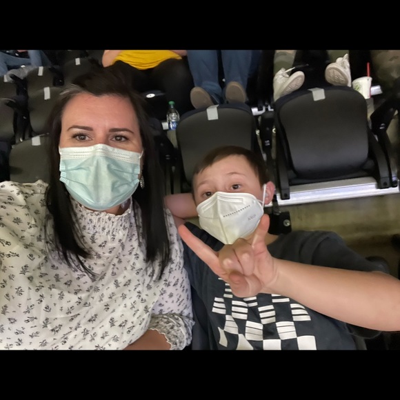 Hello, I'm Annie! Nice to meet you! - Picture 4 of 6